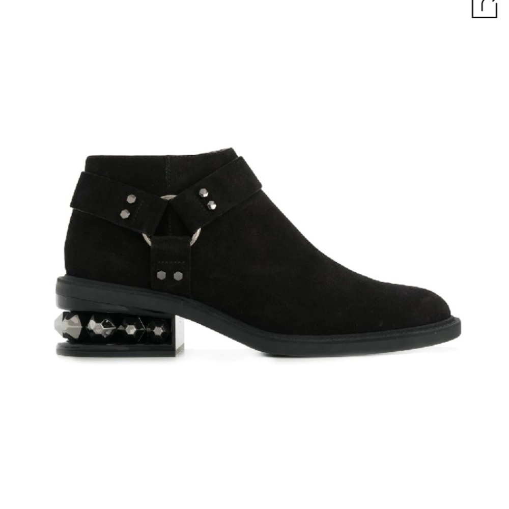 Authentic Nicholas Kikrwood booties